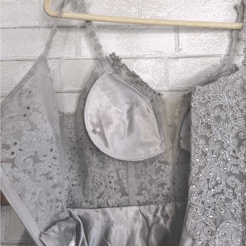 🩶 May Queen 🩶Gray Silver Embellished A-line Sleeveless Cocktail Dress Homecoming - Picture 8 of 16